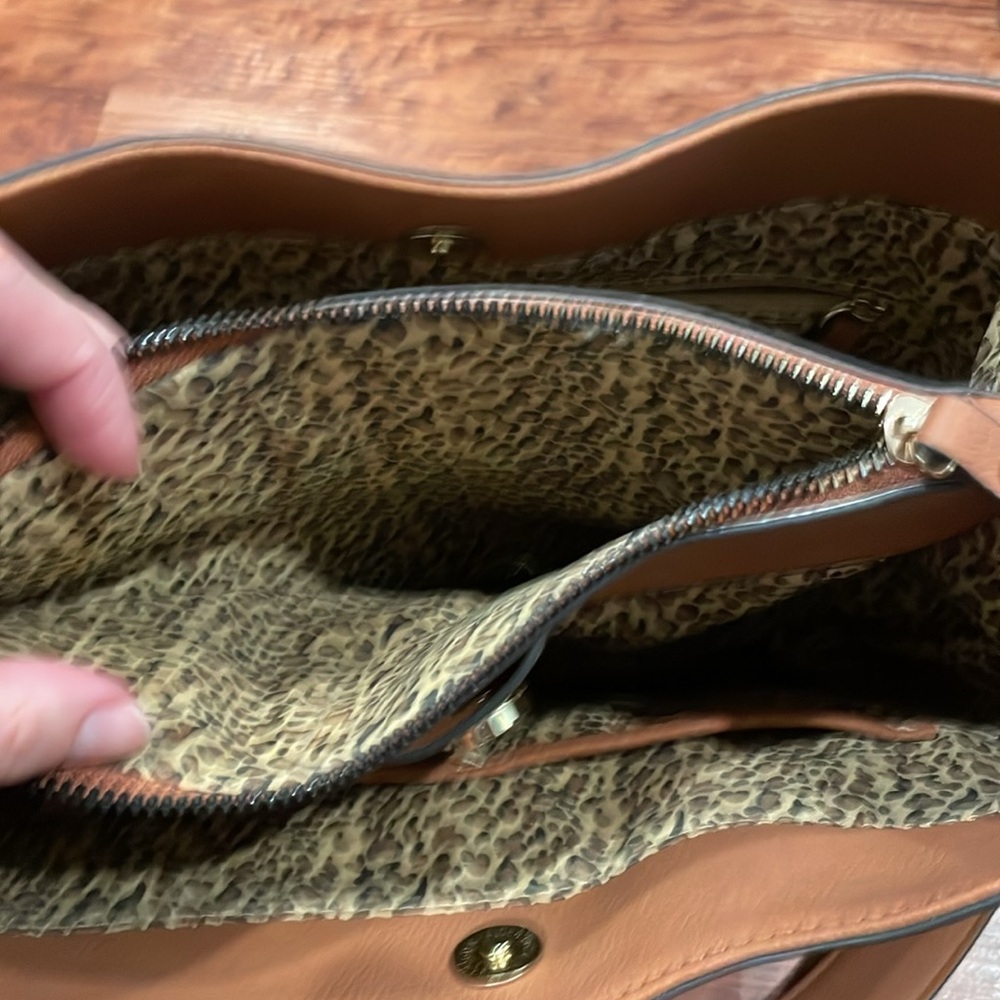 Nanette Lenore handbag - Picture 5 of 6